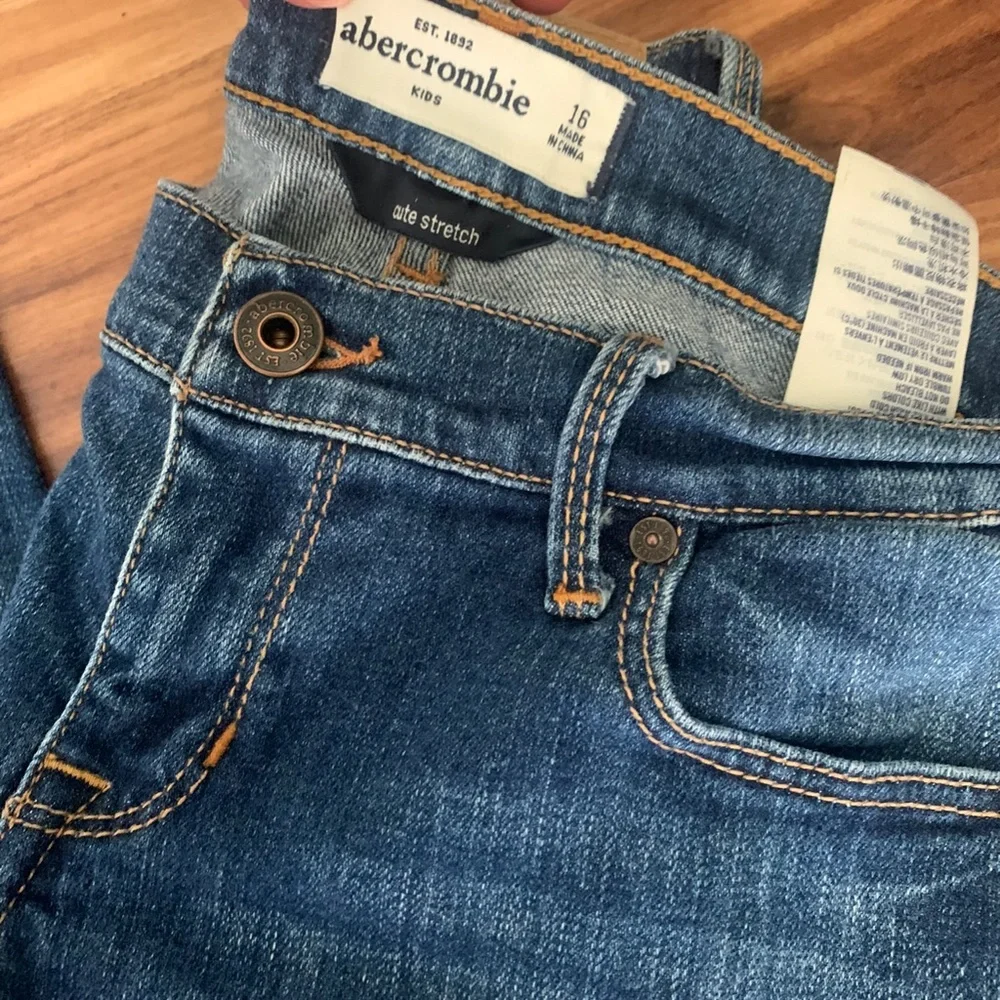abercrombie kids jeans - Picture 2 of 3